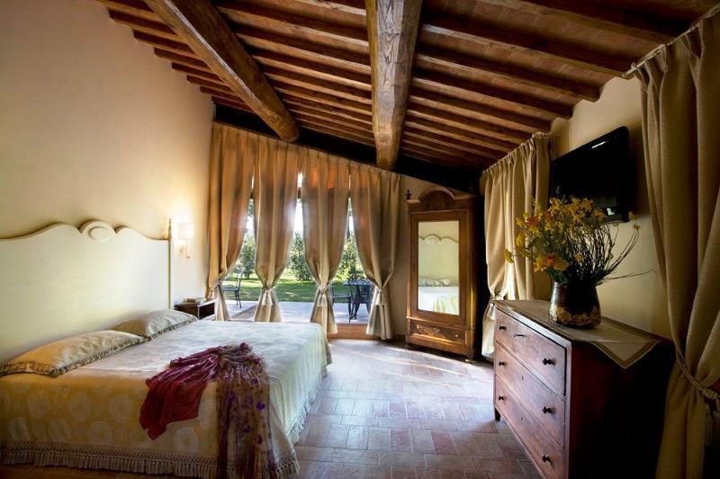 Borgo San Benedetto Guest House Montaione Luaran gambar