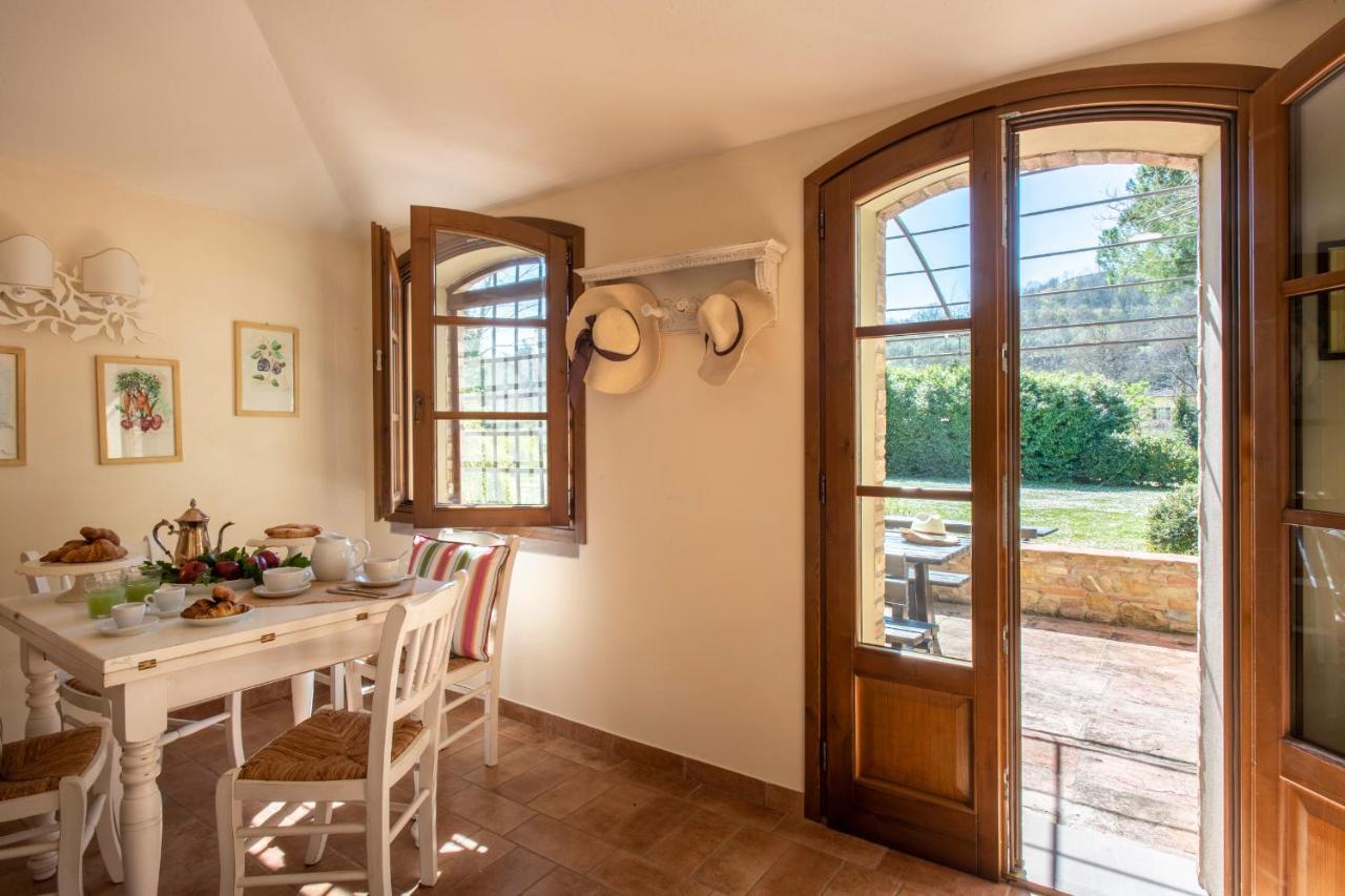 Borgo San Benedetto Guest House Montaione Luaran gambar
